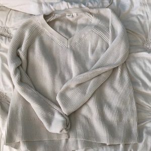 Gap sweater